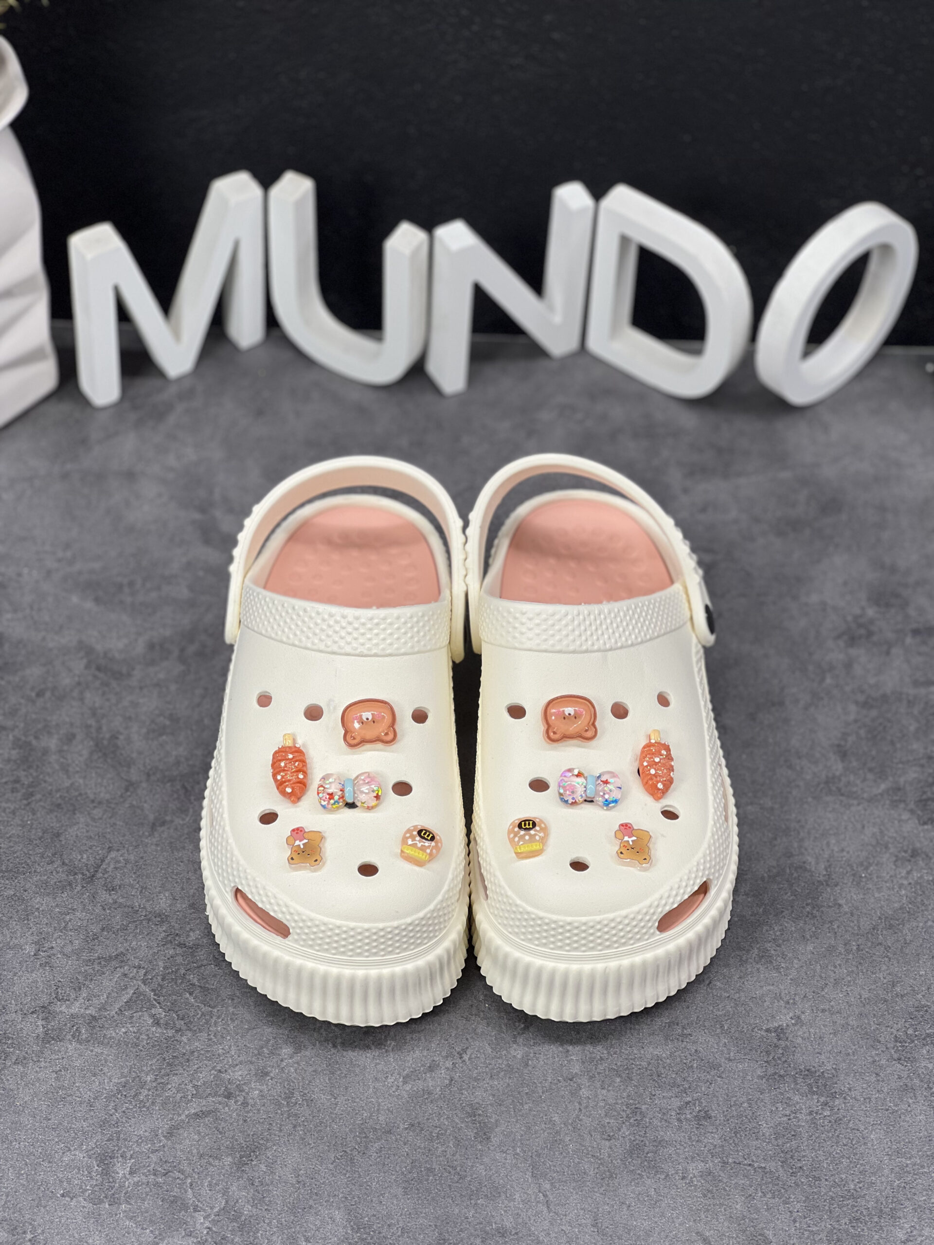 IMG_3040 کراکس زنانه کرم کالباسی - Image 3