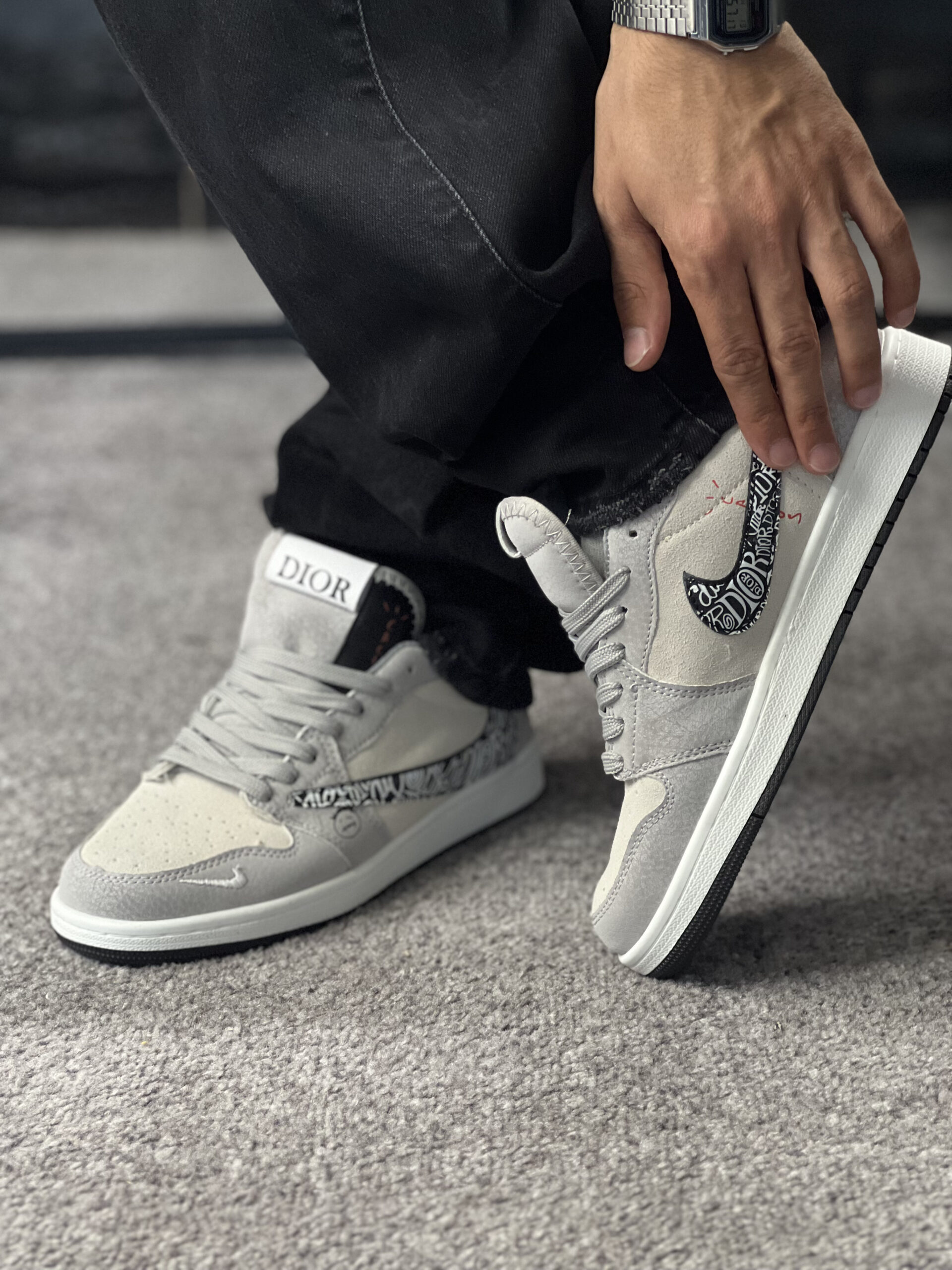 IMG_4498 ترویس اسکات دیور طوسی - Image 5