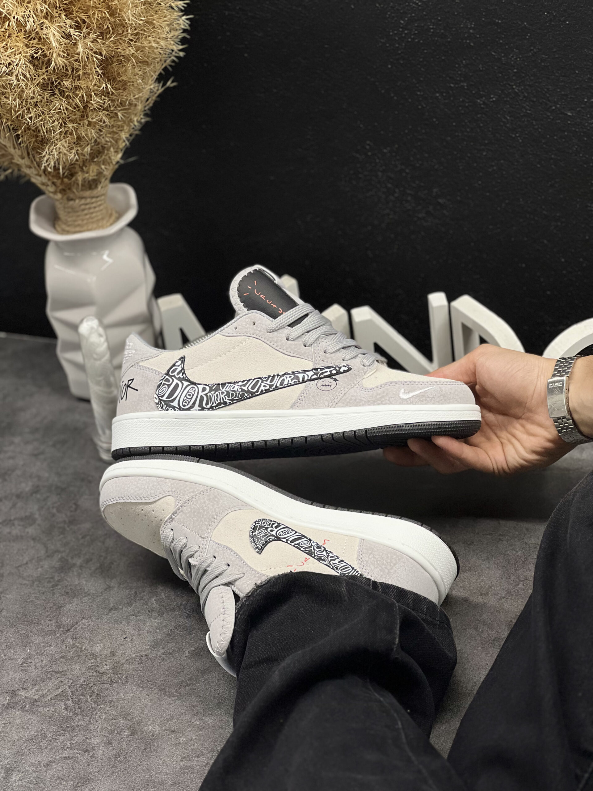 IMG_4502 ترویس اسکات دیور طوسی - Image 8