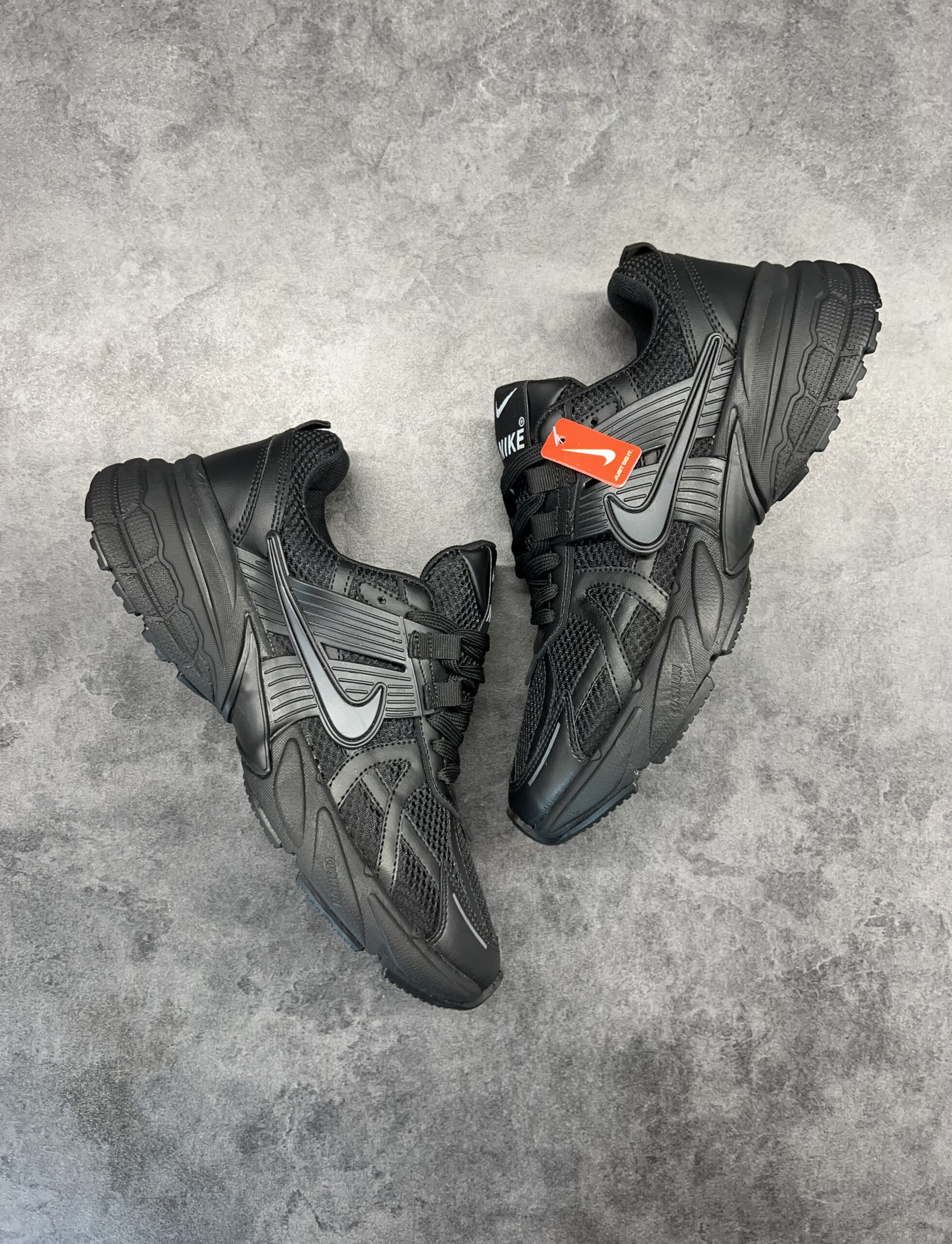 IMG_4776 نایک v2k تمام مشکی - Image 2