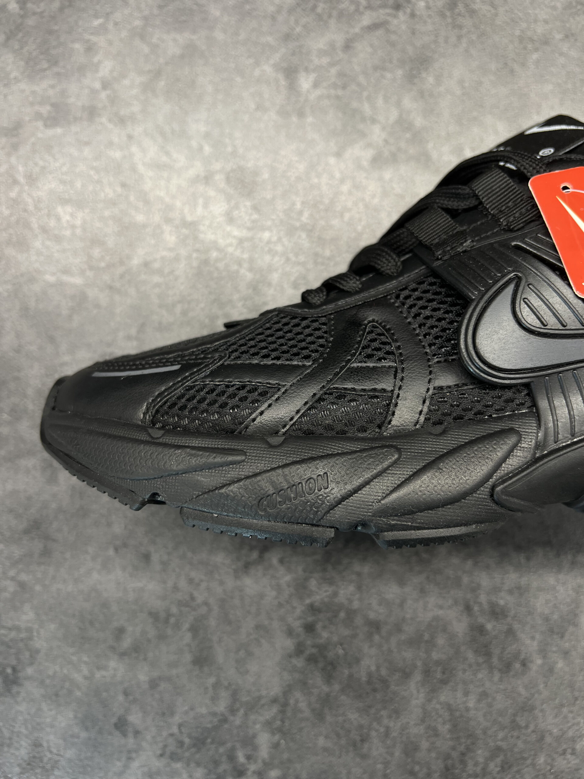 IMG_4777 نایک v2k تمام مشکی - Image 5