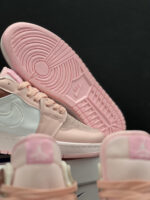 ایرجردن صورتی - Image 2