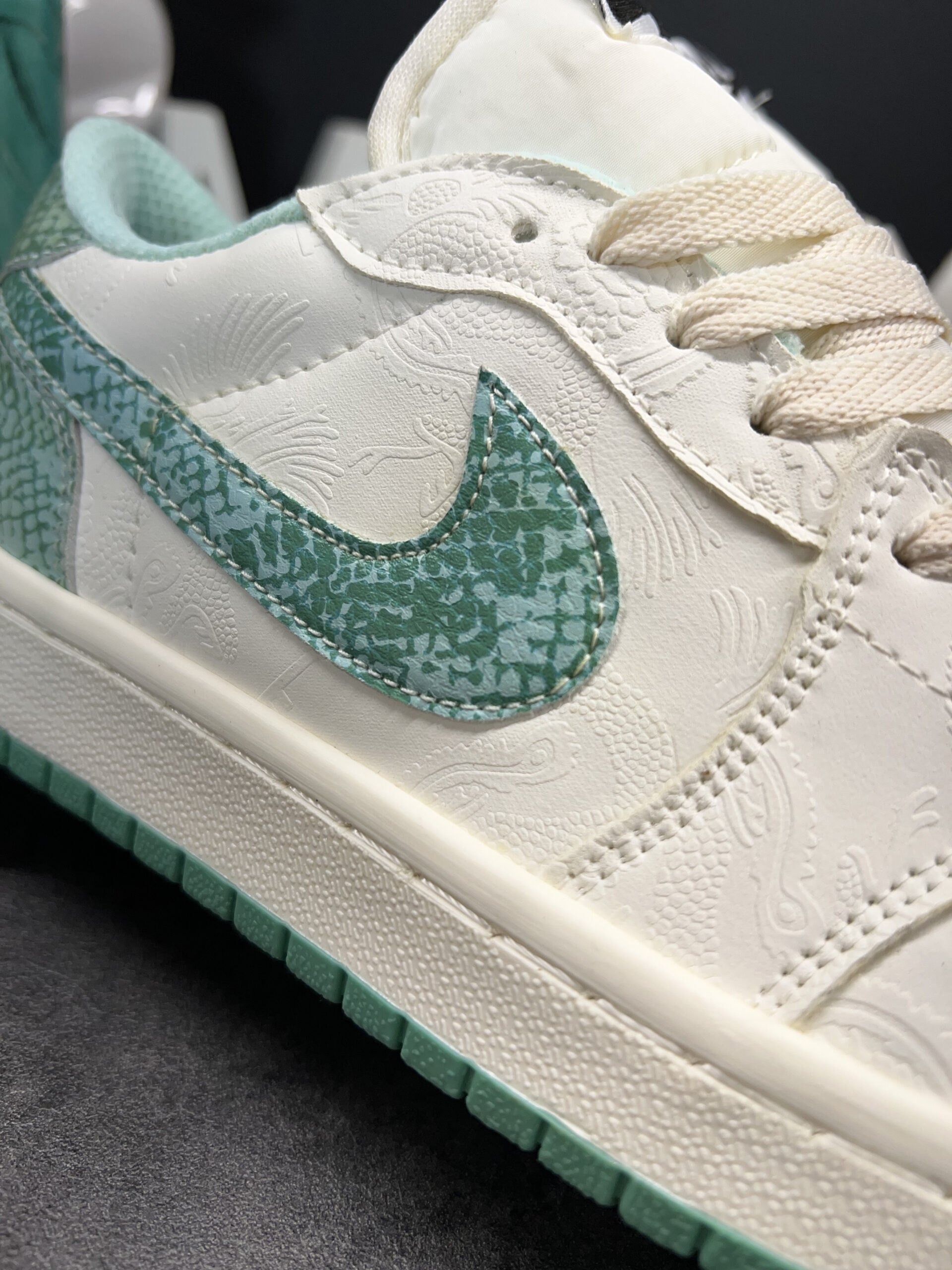 IMG_5229 جردن 1 لو دراگون - Image 7