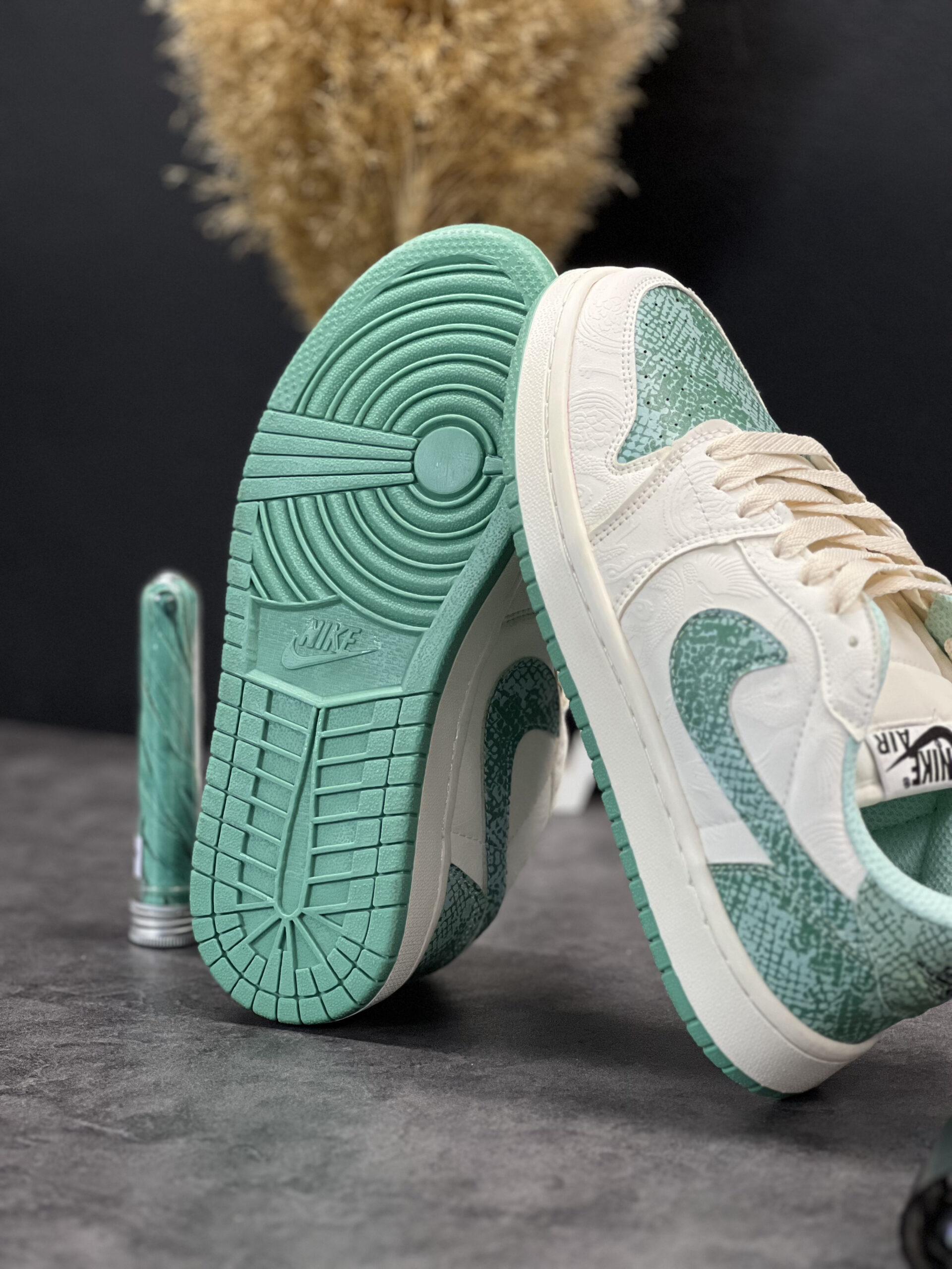 IMG_5233 جردن 1 لو دراگون - Image 4