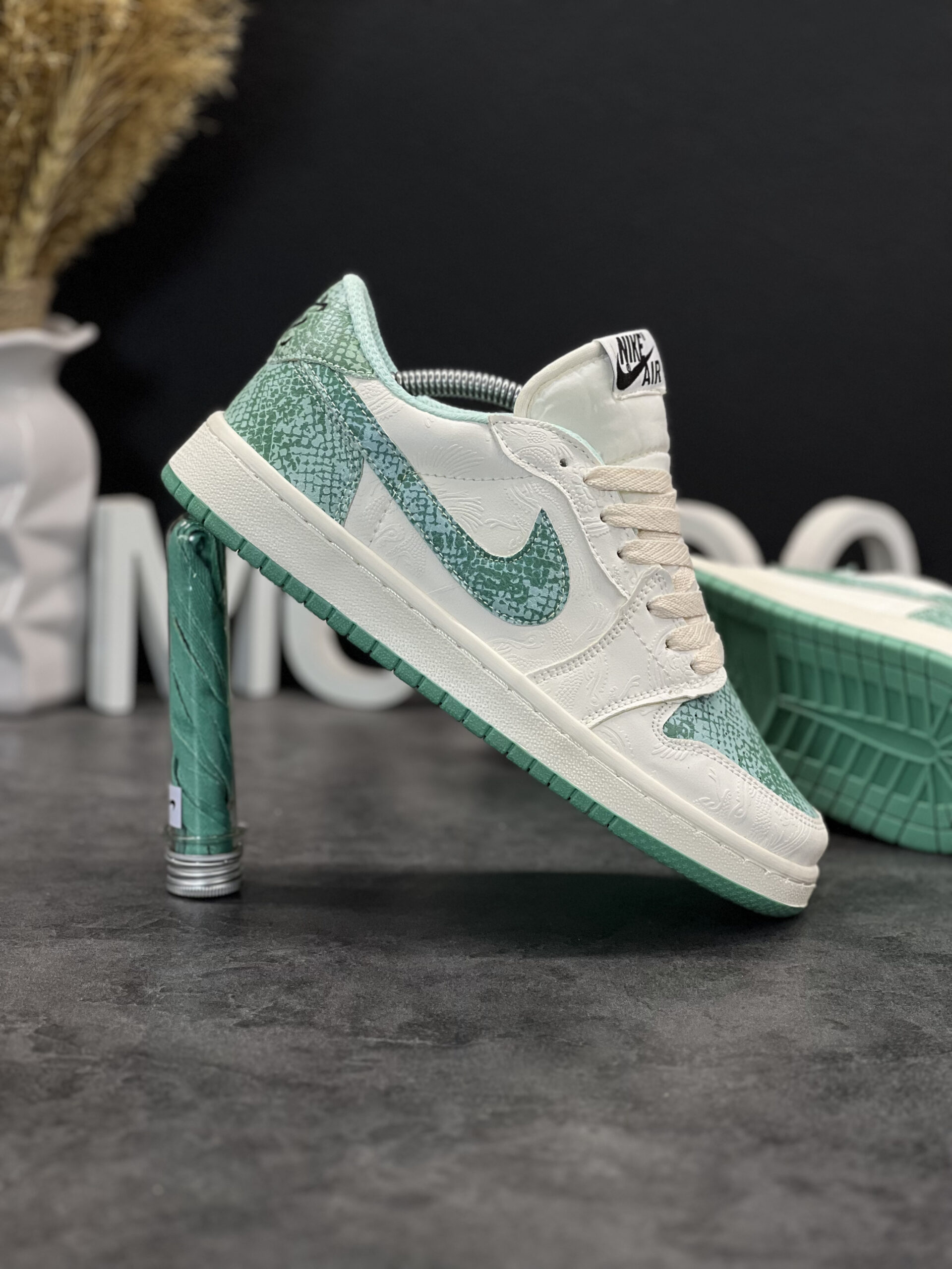 IMG_5234 جردن 1 لو دراگون - Image 2